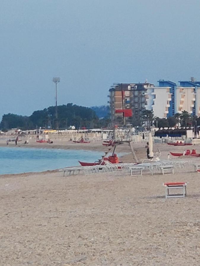 B&B Lido Apartament 10A Civitanova Marche Exterior foto